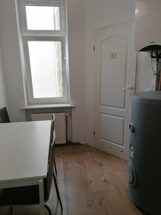 Tulip - Pokoj 2 Ze Wspolna Lazienka I Kuchnia Apartment
